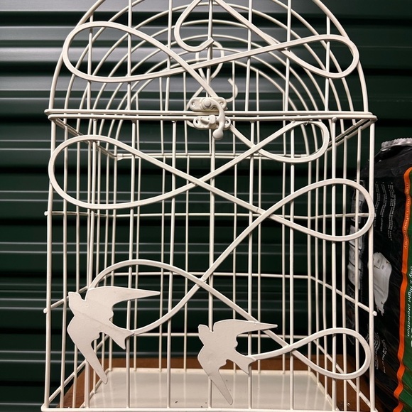 Birds in Flight Birdcage Card Holder - Picture 11 of 13